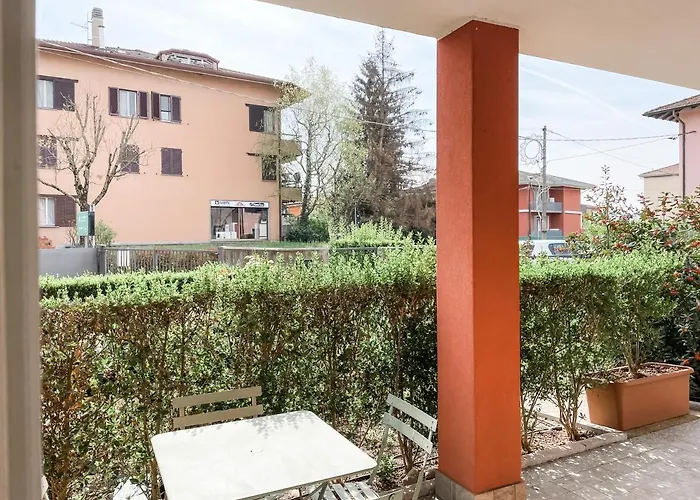 Familiare I Giardini Del Βαρέζε
