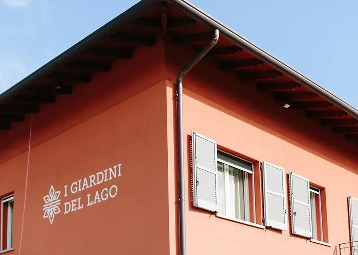 Familiare I Giardini Del Βαρέζε
